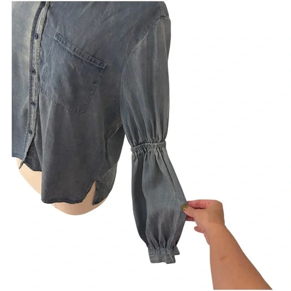 Velvet Heart | Chambray Button Down Balloon Sleeve Shirt | Small - Picture 6 of 9